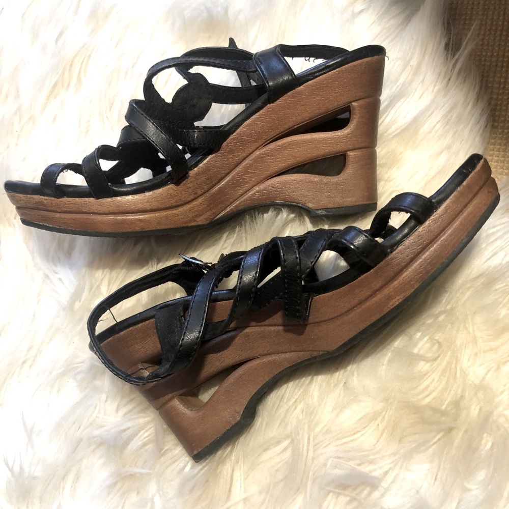 SO Black Strappy Wedges